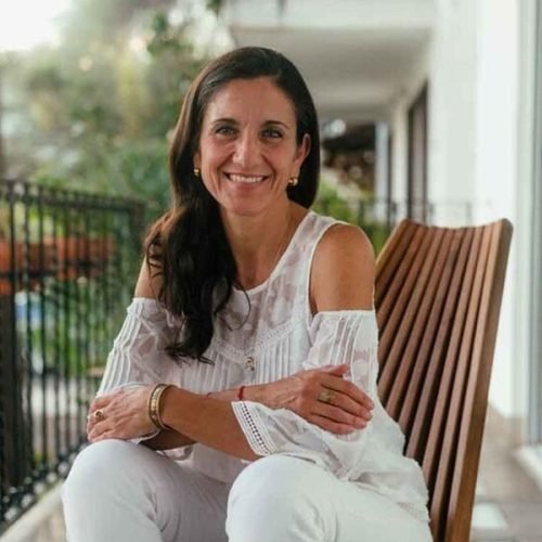 experto-clara-rivera-herbolaria-integrativa